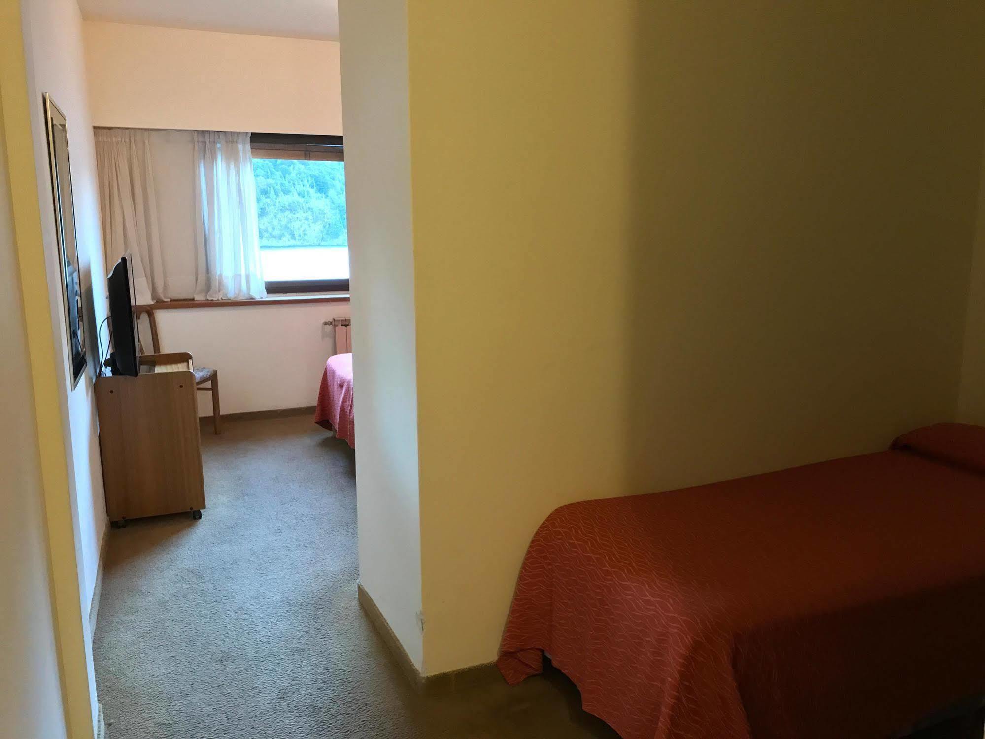 Hotel Alun Nehuen ซานคาร์ลอส เด บาริโลเช ภายนอก รูปภาพ