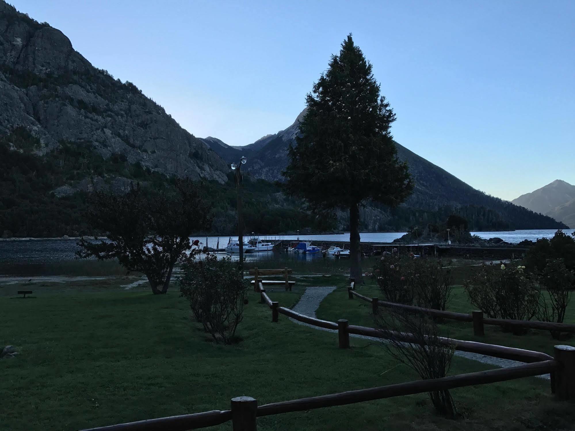 Hotel Alun Nehuen ซานคาร์ลอส เด บาริโลเช ภายนอก รูปภาพ